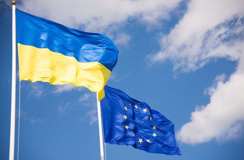 Prezydent Zełenski podpisał wniosek o członkostwo Ukrainy w UE 
