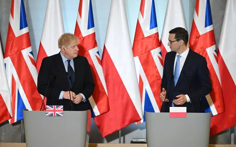 Boris Johnson: Polska jest na pierwszej linii pomocy humanitarnej dla Ukrainy