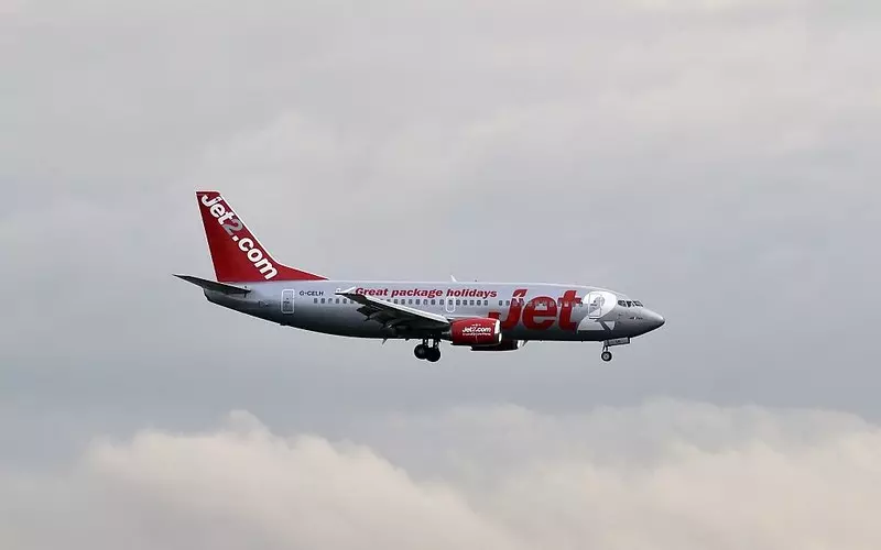 Pierwsza duża linia lotnicza w UK znosi wymóg zakładania masek