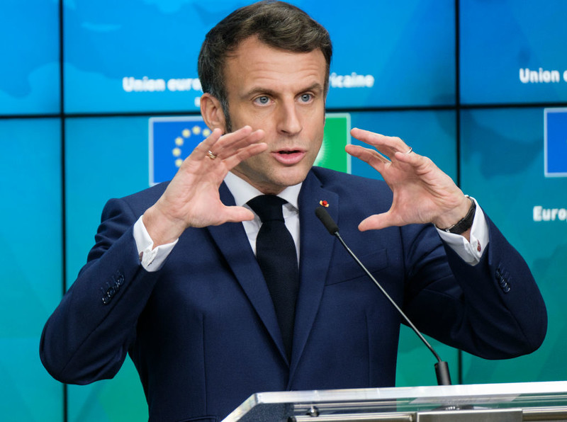Macron po rozmowie z Putinem: "On chce całej Ukrainy"