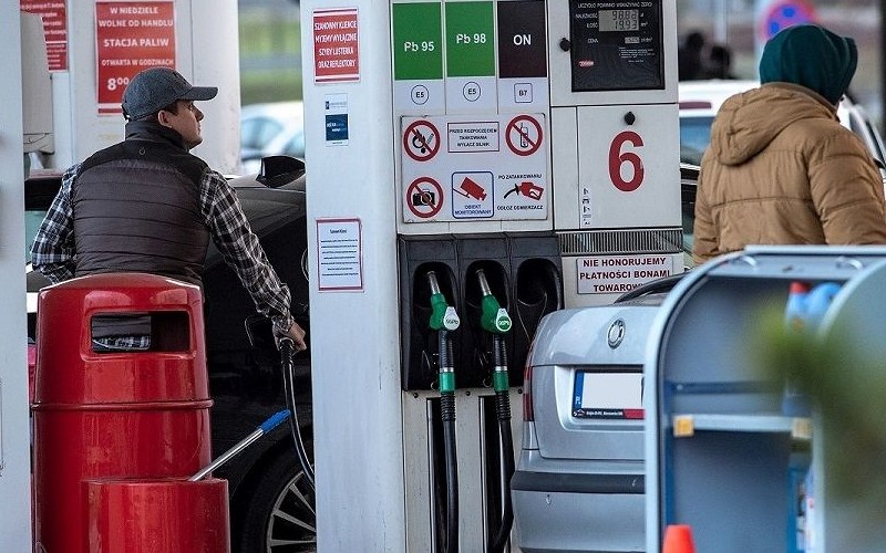 The invasion of Ukraine caused panic among drivers. Traffic at petrol stations increased 