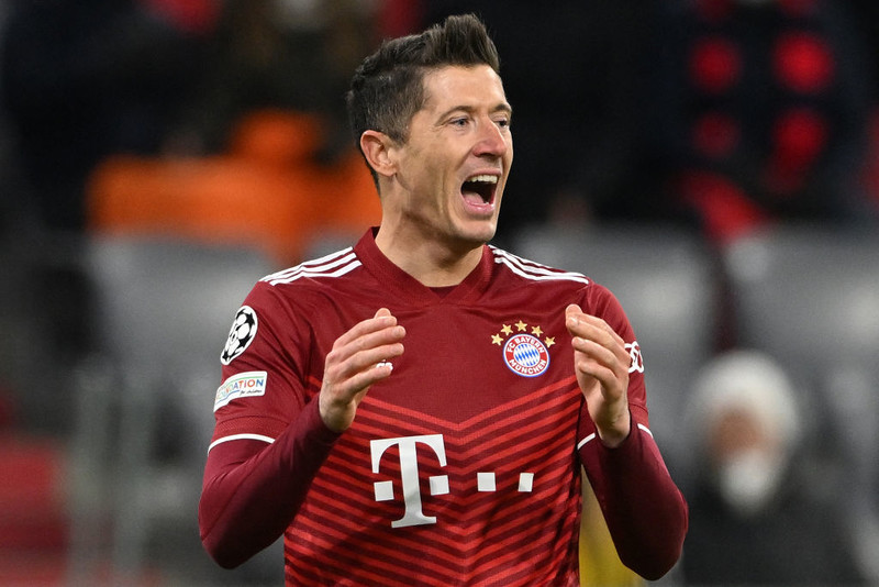 Piłkarska LM: Hat-trick Lewandowskiego, awans Bayernu i Liverpoolu