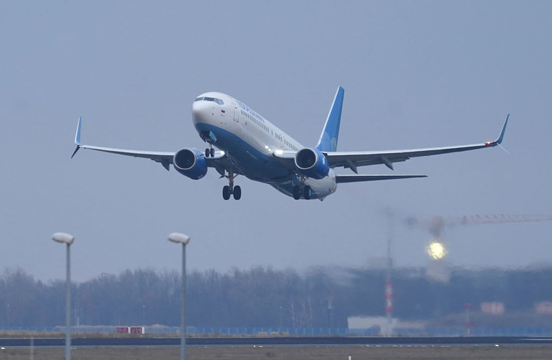 Wejście samolotów z Rosji w brytyjską przestrzeń powietrzną uznane za przestępstwo