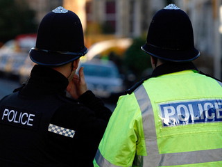 Brytyjska policja chce ograniczyć wyjazdy młodych osób do Syrii