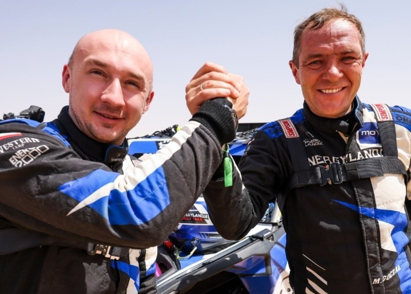 World Cup in off-road rallies: Marek Goczał is the best in the UAE, Przygoński is the third