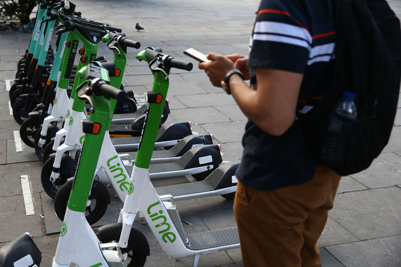 Elektryczne hulajnogi najniebezpieczniejszą formą transportu w Londynie? 