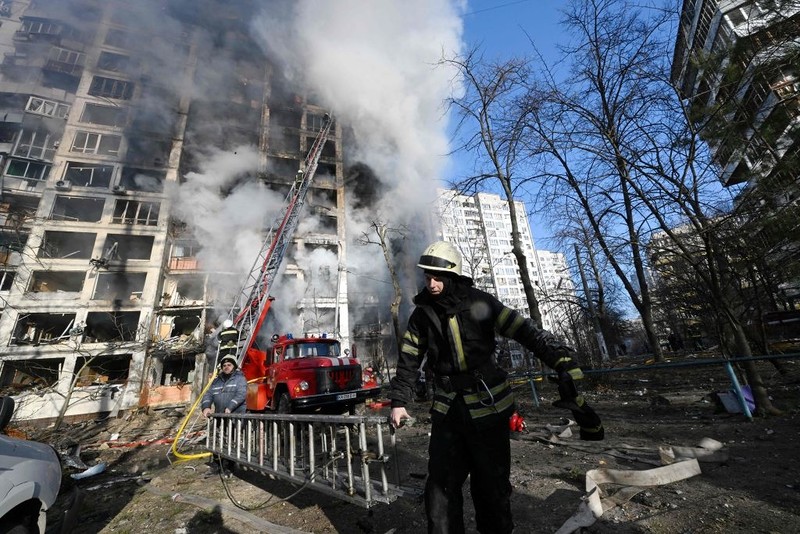 Zełenski przedłuża stan wyjątkowy o kolejne 30 dni