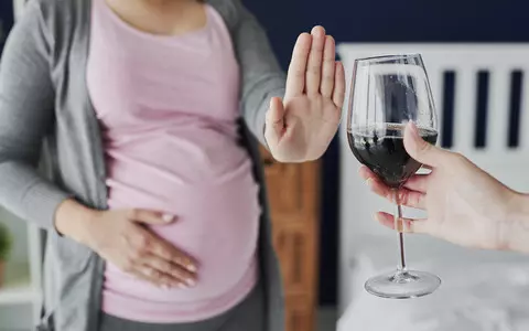 Pregnant women should be asked how much they drink