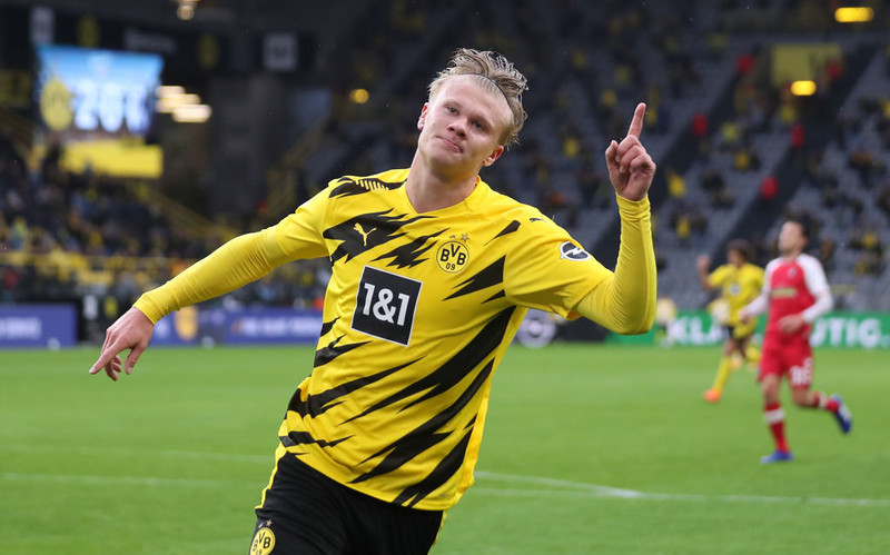 Liga niemiecka: Borussia Dortmund bliżej Bayernu