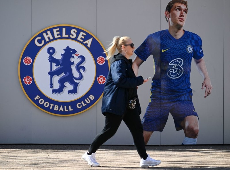 Liga angielska: Czterech faworytów do zakupu Chelsea złożyło oferty