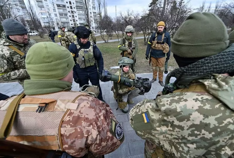 Ministerstwo obrony UK: Przekazaliśmy Ukrainie już ponad 4 000 wyrzutni. Rosja przegrupowuje wojska