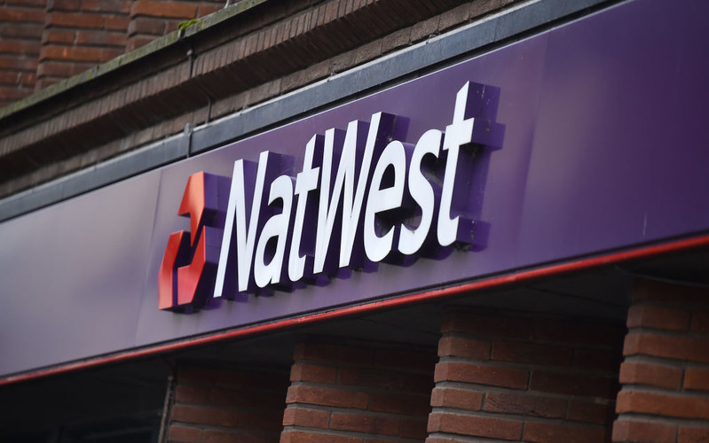NatWest dołącza do boomu na "kup teraz, zapłać później"