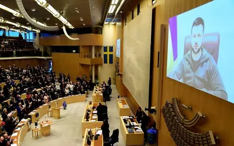 Zełeński in the Swedish parliament: You are in danger. The Russians can take Gotland