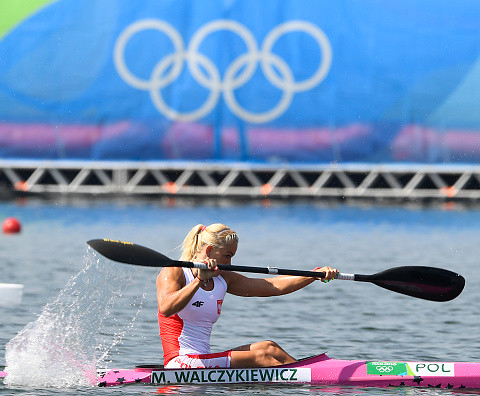 Walczykiewicz of Poland to got through to final oOlympics-Canoe sprint-Women's k1 200m 