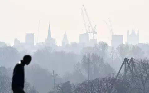 Pollution in London hits highest level as public are told to reduce physical activity