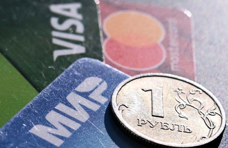 Apple zlikwidował lukę umożliwiającą korzystanie z rosyjskich kart Mir w systemie Apple Pay