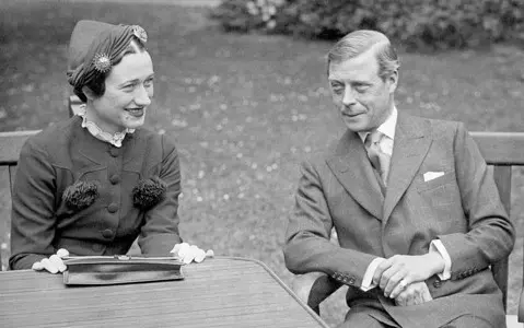 Edward VIII encouraged Nazis to bomb UK into submission