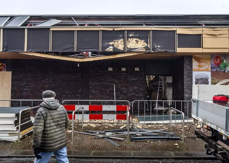Holandia: Kary więzienia za podłożenie materiałów wybuchowych w polskim sklepie