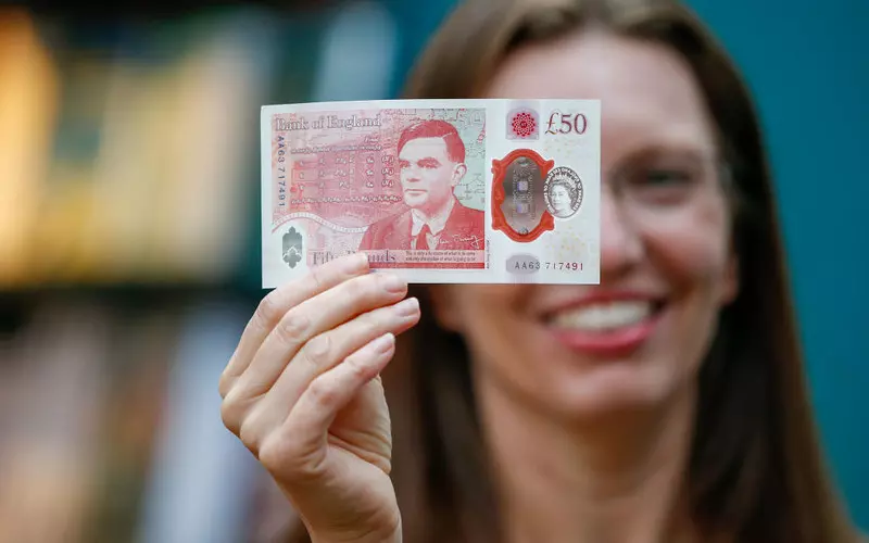Papierowe banknoty £20 i £50 wkrótce utracą ważność