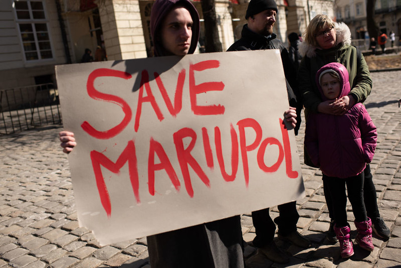 Francja: Macron i Putin nie porozumieli się w sprawie ewakuacji Mariupola