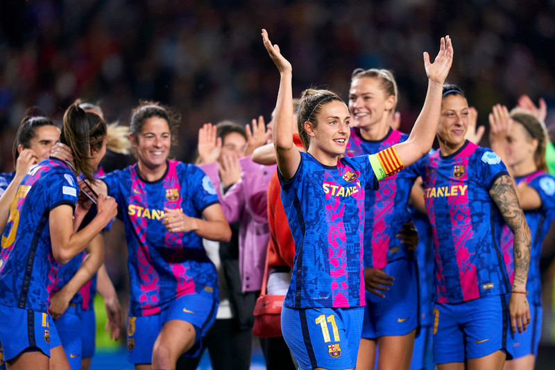 Barcelona breaks attendance record at women's football match