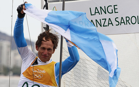 Lung cancer survivor Santiago Lange celebrates stunning sailing gold medal