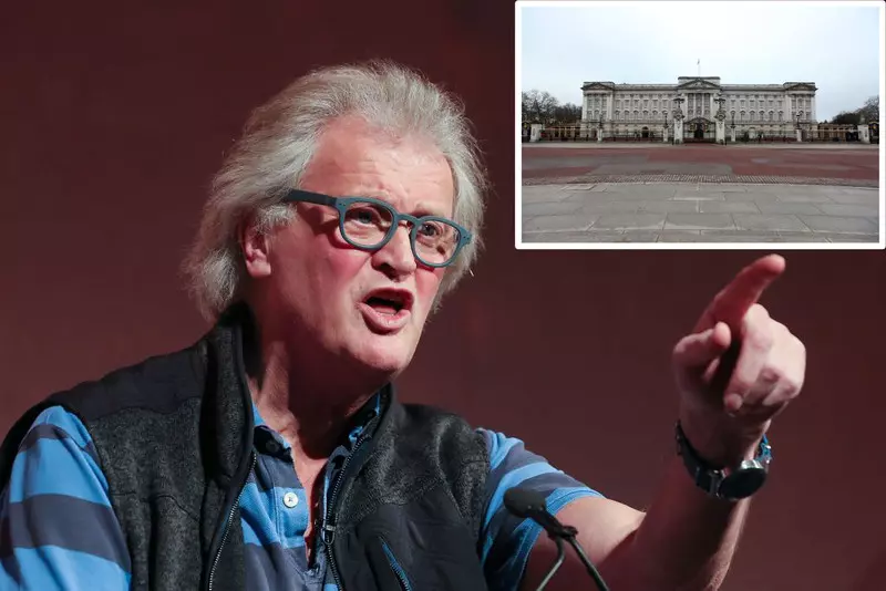 Tim Martin wants to turn Buckingham Palace into Wetherspoons pub now Queen has left