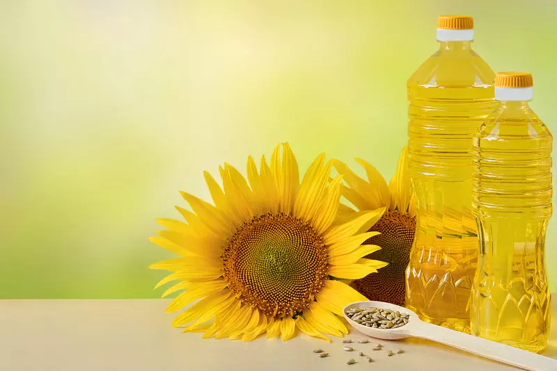 Sunflower oil: UK bottler has a few weeks' supply left