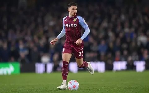 English Premier League: Cash's new contract at Aston Villa