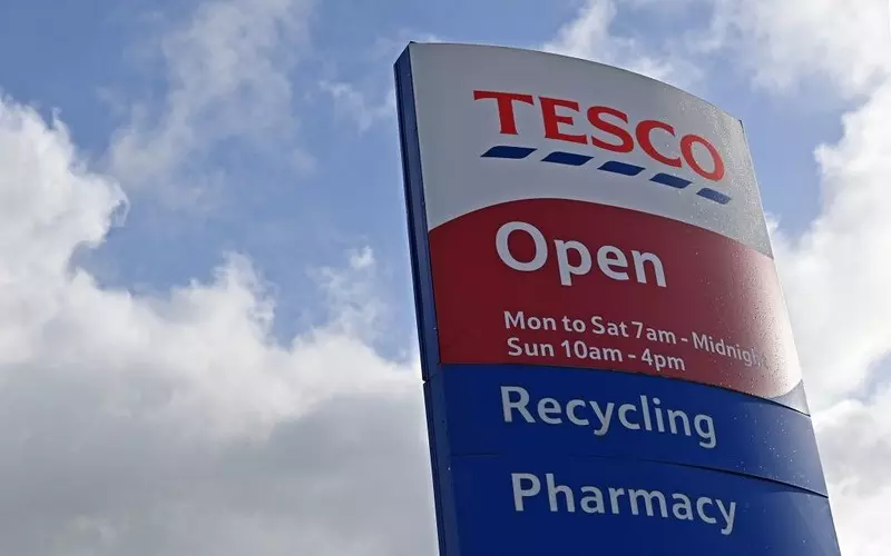The Tesco chain increases the hourly wages for all employees