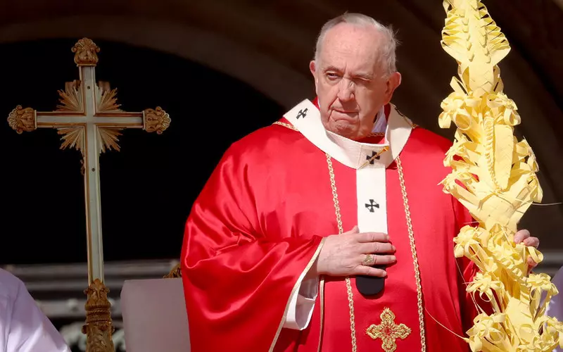 Watykan: Papież apeluje o wielkanocny rozejm