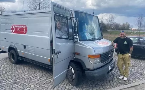 Thanks to the Poles from Gloucestershire, bulletproof bank vans will deliver aid in Ukraine