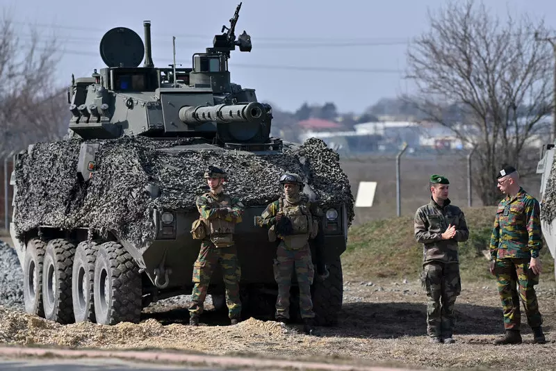 "The Telegraph": NATO planuje stałą obecność wojskową na granicy