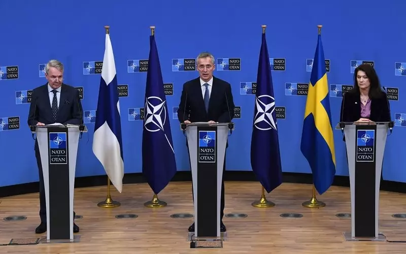 Media: Finlandia i Szwecja mogą wstąpić do NATO już latem