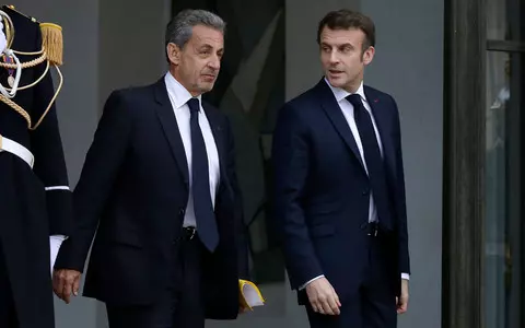 Former President Sarkozy will vote for Macron in 2nd round, calls for front against Le Pen 