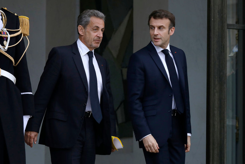 Former President Sarkozy will vote for Macron in 2nd round, calls for front against Le Pen 