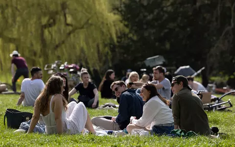 Heavy rain and thunder before hottest day of year reaches 22°C over Easter