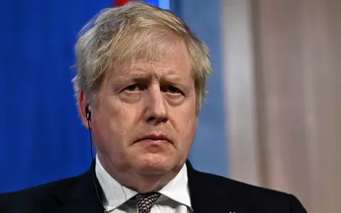 Polls: Johnson should leave due to breach of covid restrictions