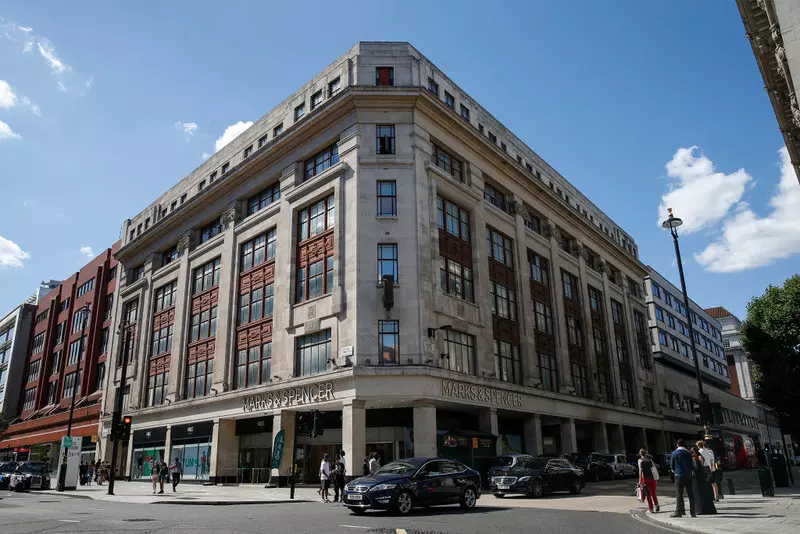 Londyn: Rozbiórka sklepu M&S przy Oxford Street może być kontynuowana