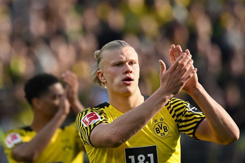 Haaland scores two as Dortmund routs Wolfsburg 
