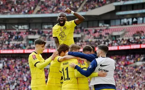 Chelsea reach FA Cup final with cagey win against Crystal Palace at Wembley