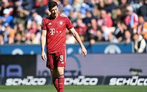 "Lewandowski's contract should be extended a long time ago"