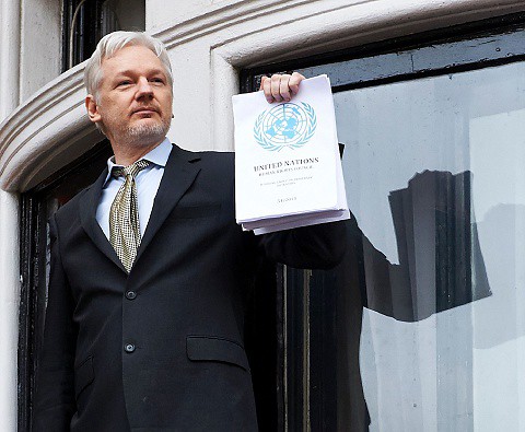 "WikiLeaks ujawnia drażliwe dane niewinnych ludzi"