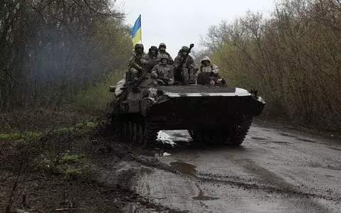 Ukrainian soldiers are trained in the UK and Poland