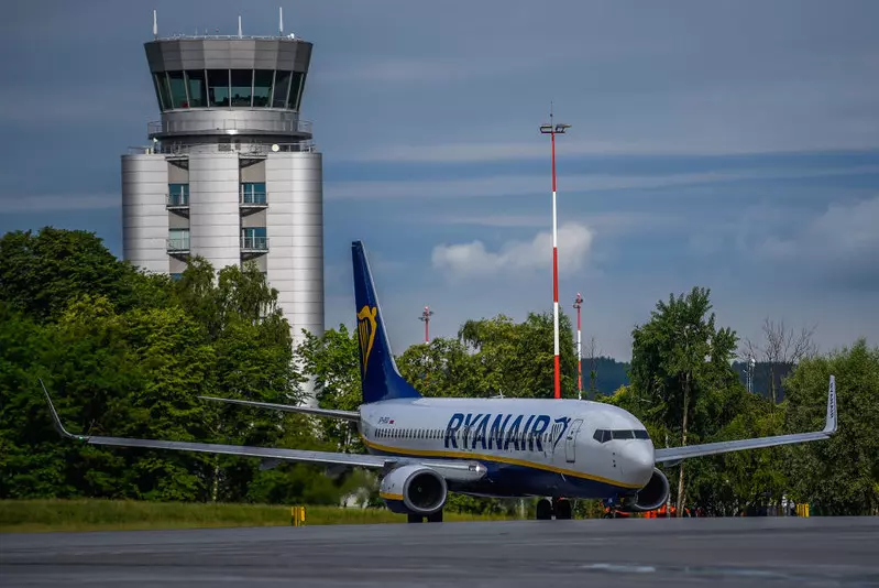 Ryanair: W letniej siatce połączeń 10 nowych kierunków z Krakowa