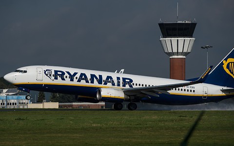 Więcej lotów Ryanaira z Liverpoolu i Manchesteru
