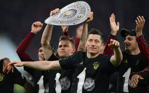 Bundesliga: Bayern secure the title, Lewandowski goal 