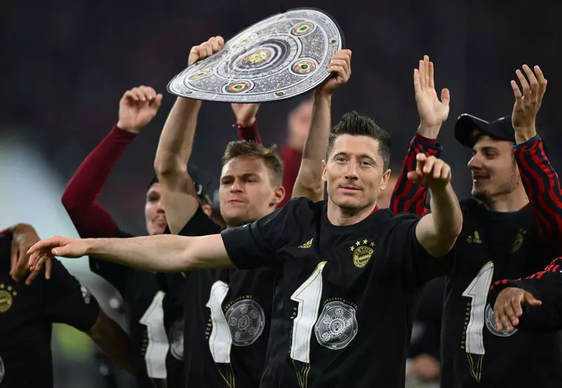 Liga niemiecka: Bayern zapewnił sobie tytuł, gol Lewandowskiego 