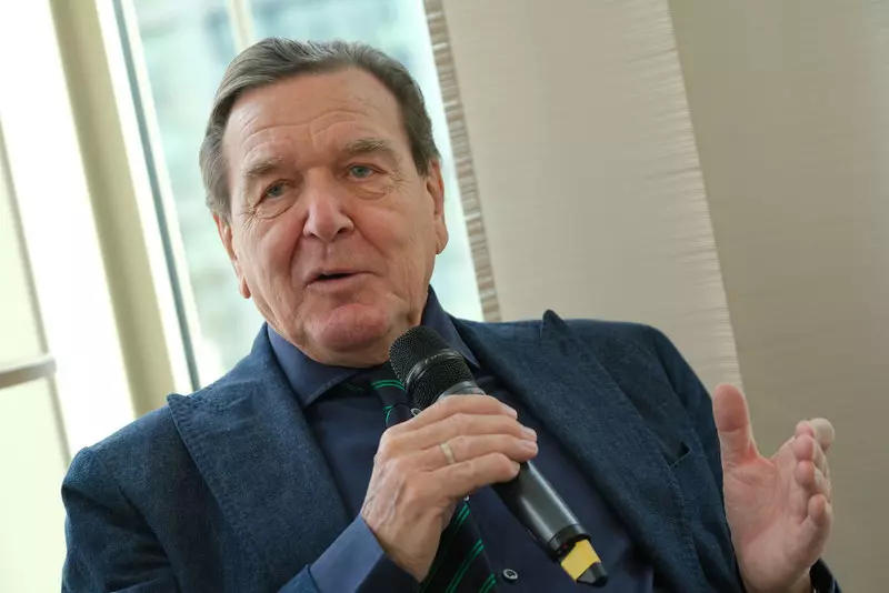 Former German Chancellor Schroeder argues that "Putin is interested in ending the war"