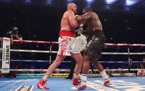 Whyte accuses Fury of foul play and demands a rematch